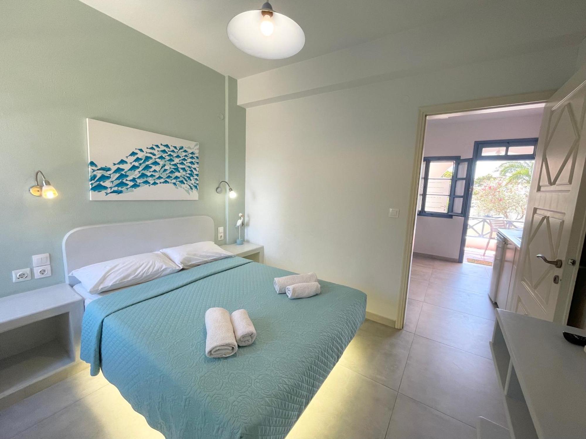 Asterias Mini Coastal Apartments Perivolos  Exterior foto